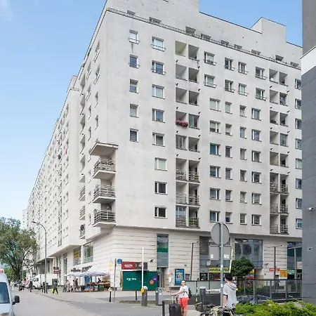Rondo Wiatraczna Comfort Studio